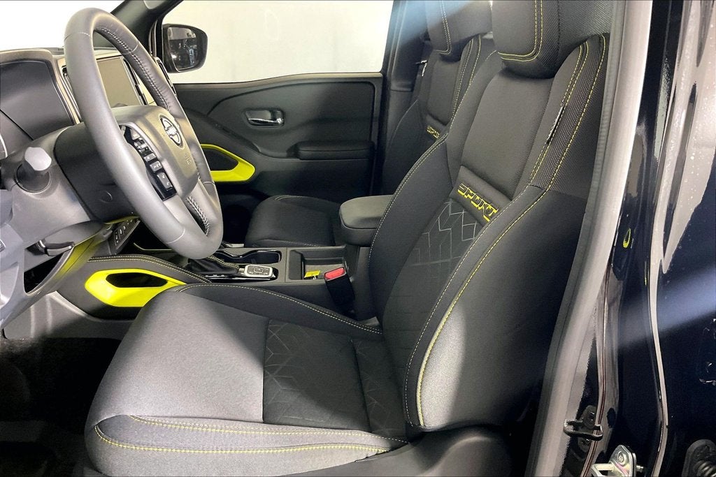 2027 Nissan Frontier Crew Cab SV