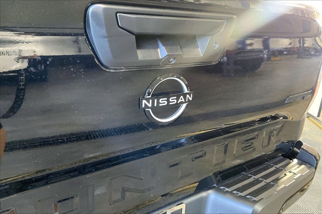 2027 Nissan Frontier Crew Cab SV
