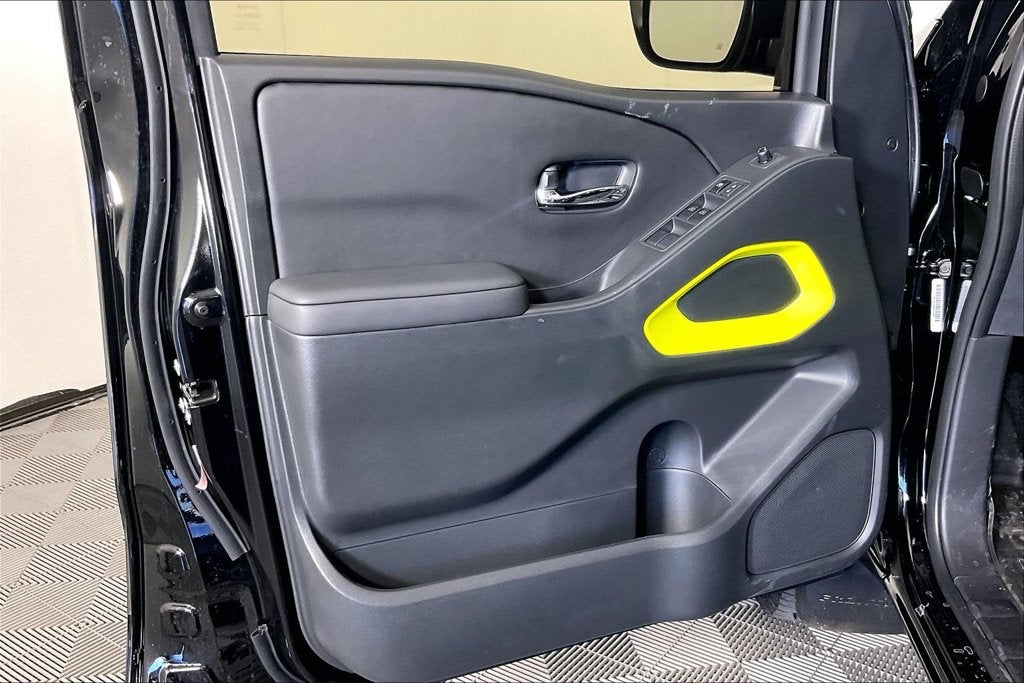 2027 Nissan Frontier Crew Cab SV