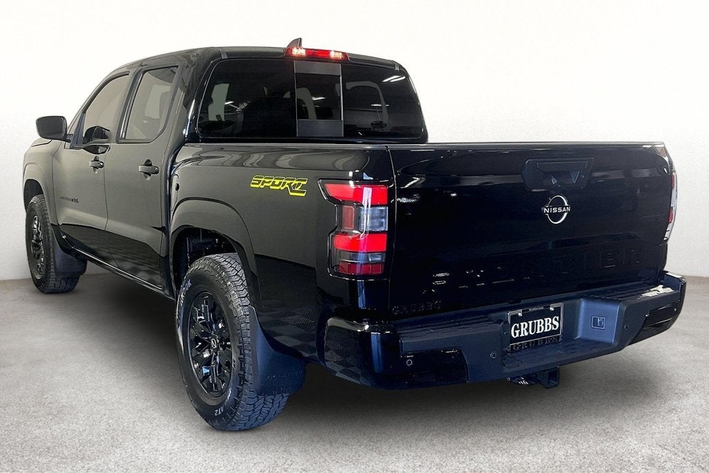 2027 Nissan Frontier Crew Cab SV