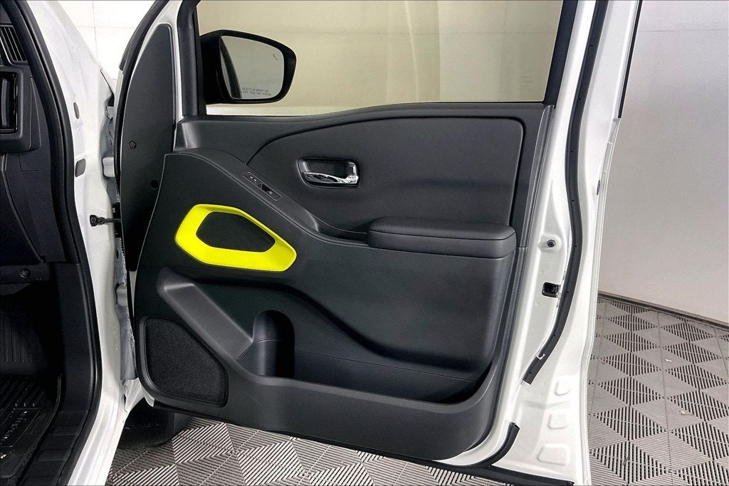 2027 Nissan Frontier Crew Cab SV