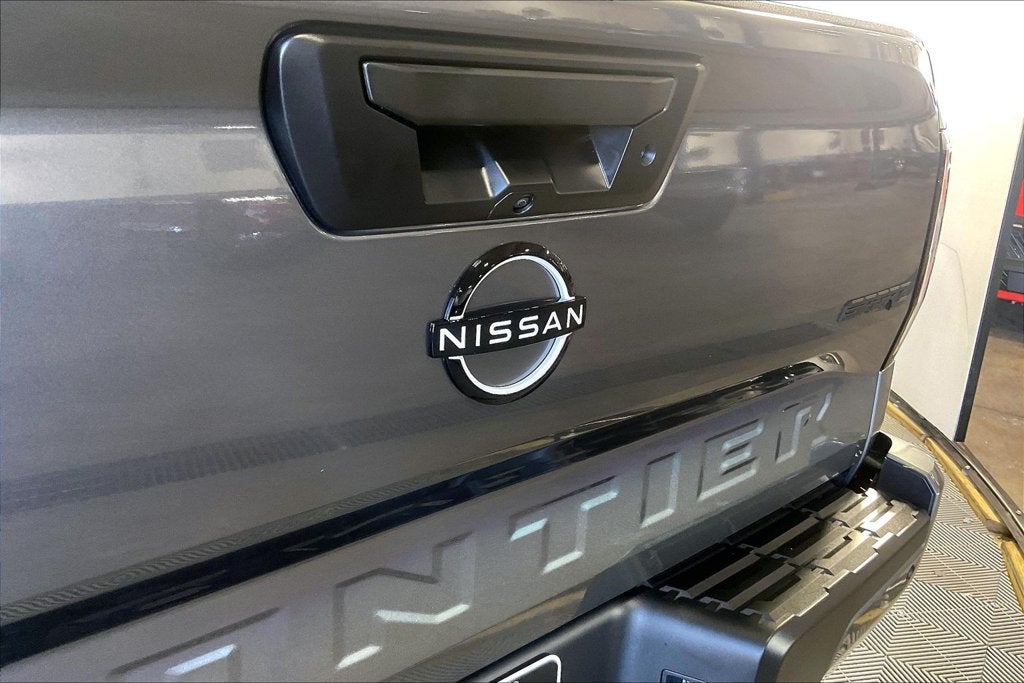 2027 Nissan Frontier Crew Cab SV