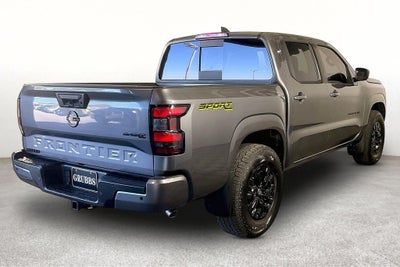 2027 Nissan Frontier Crew Cab SV