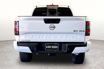 2022 Nissan Frontier SV