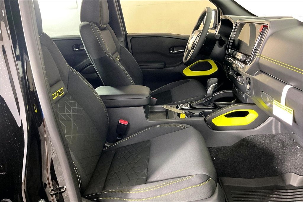 2027 Nissan Frontier Crew Cab SV