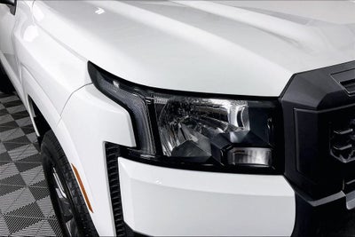 2025 Nissan Frontier Crew Cab SV