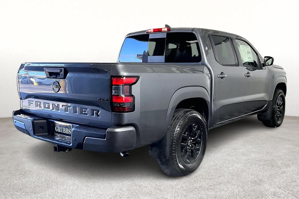 2026 Nissan Frontier Crew Cab SV