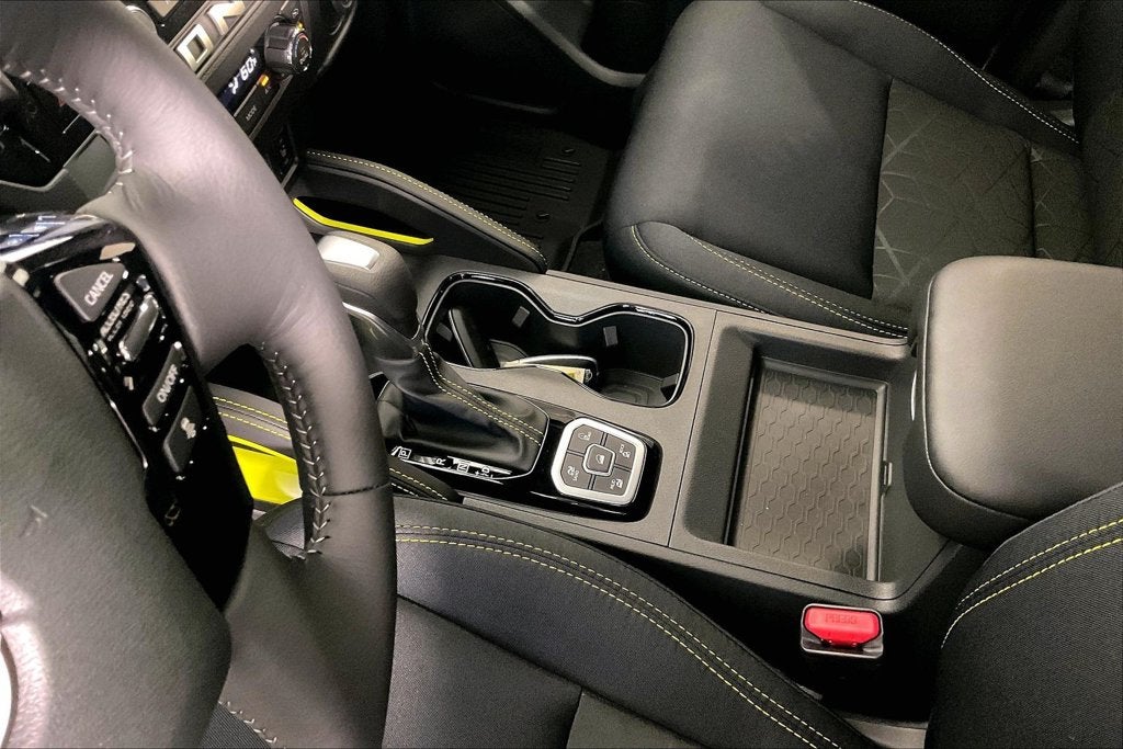 2027 Nissan Frontier Crew Cab SV