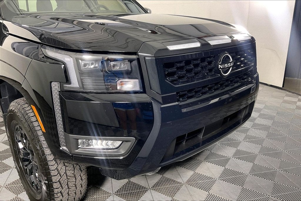 2027 Nissan Frontier Crew Cab SV