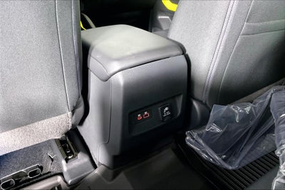 2027 Nissan Frontier Crew Cab SV