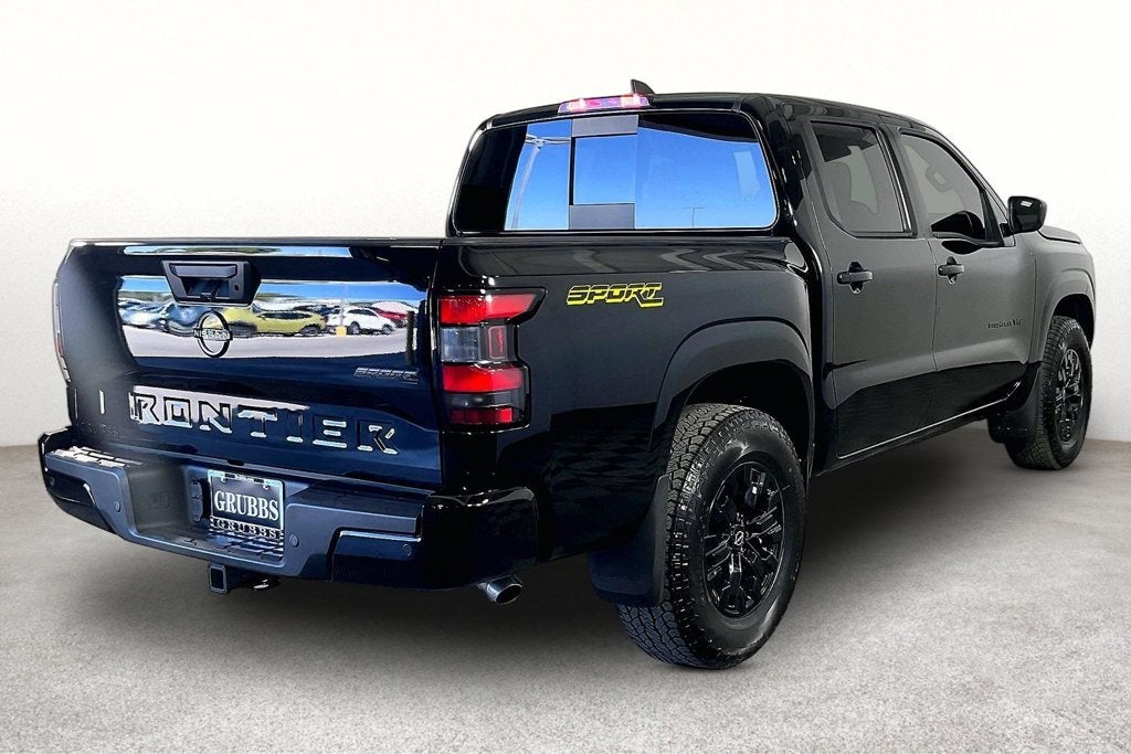 2027 Nissan Frontier Crew Cab SV