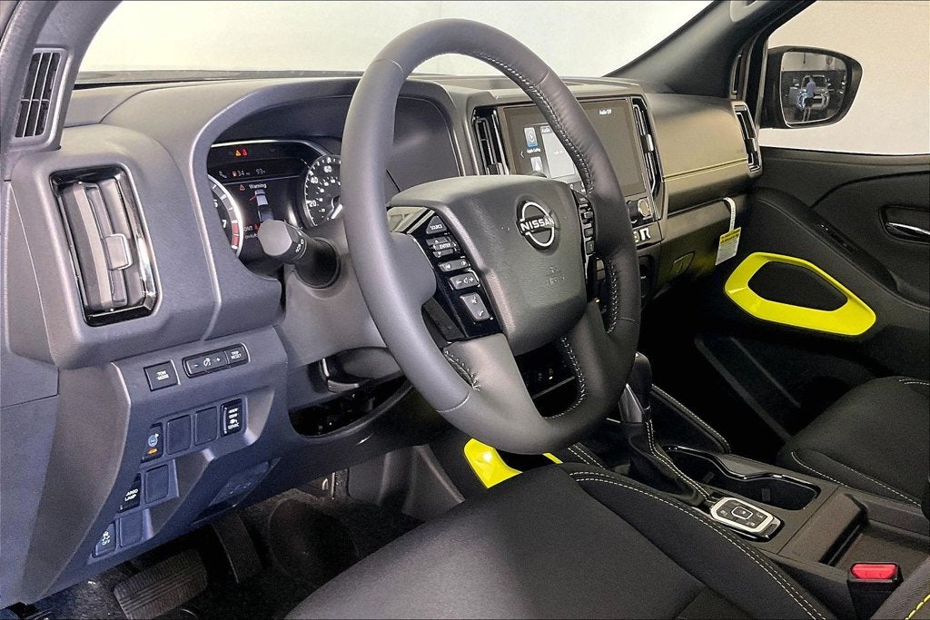 2027 Nissan Frontier Crew Cab SV