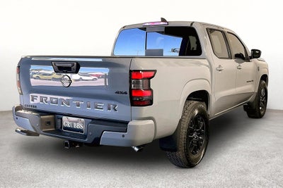 2027 Nissan Frontier Crew Cab SV