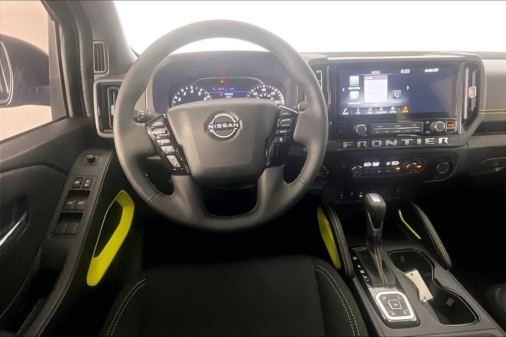 2027 Nissan Frontier Crew Cab SV