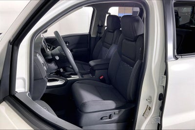 2025 Nissan Frontier Crew Cab SV