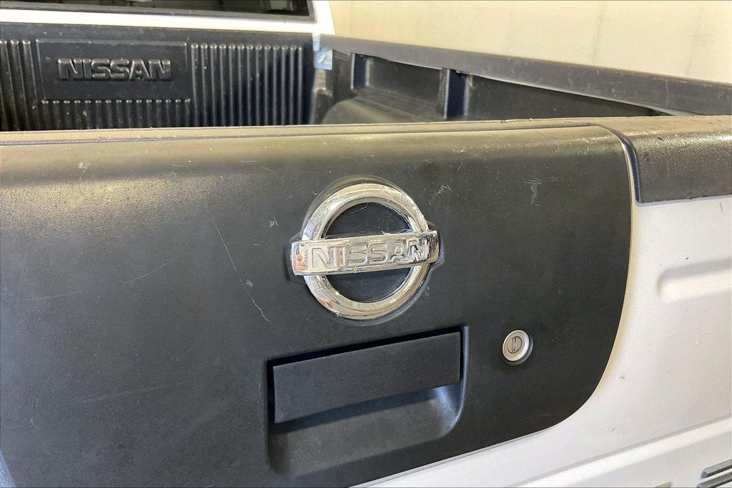 2002 Nissan Frontier XE V6