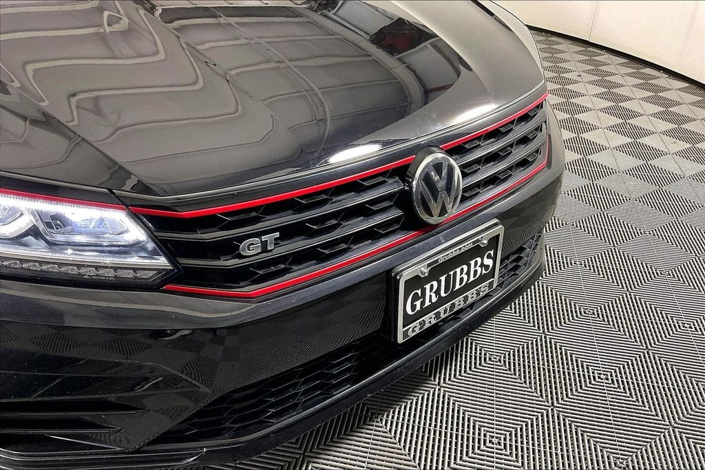 2018 Volkswagen Passat 3.6L V6 GT