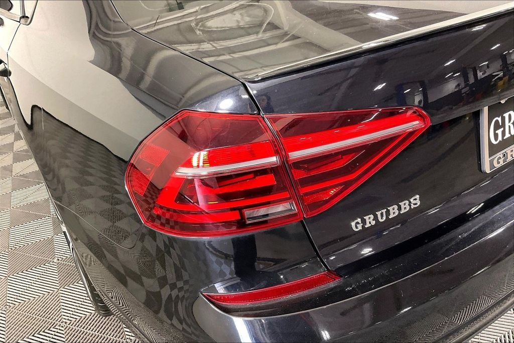 2018 Volkswagen Passat 3.6L V6 GT