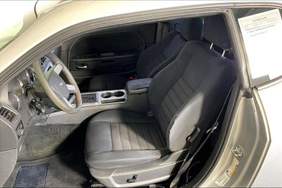2010 Dodge Challenger SE