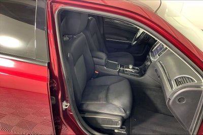 2019 Chrysler 300 Touring