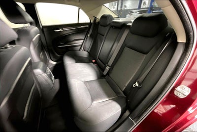 2019 Chrysler 300 Touring