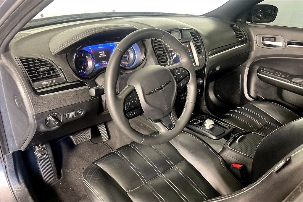 2023 Chrysler 300 S