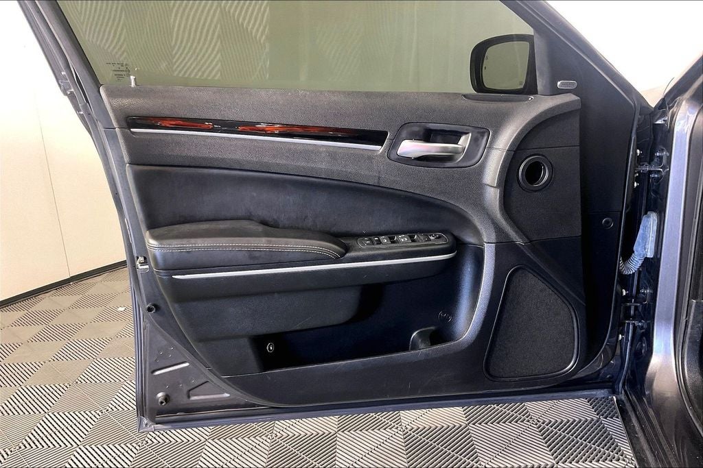 2023 Chrysler 300 S