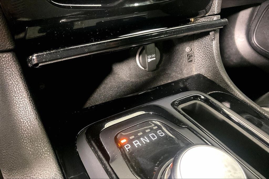 2023 Chrysler 300 S
