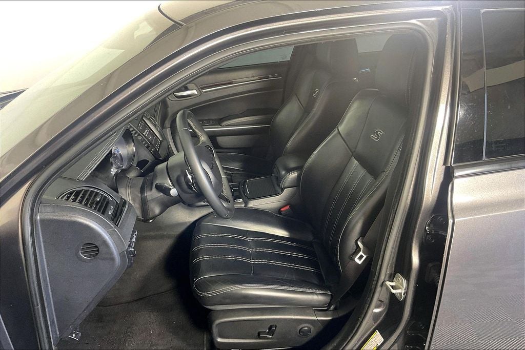2023 Chrysler 300 S