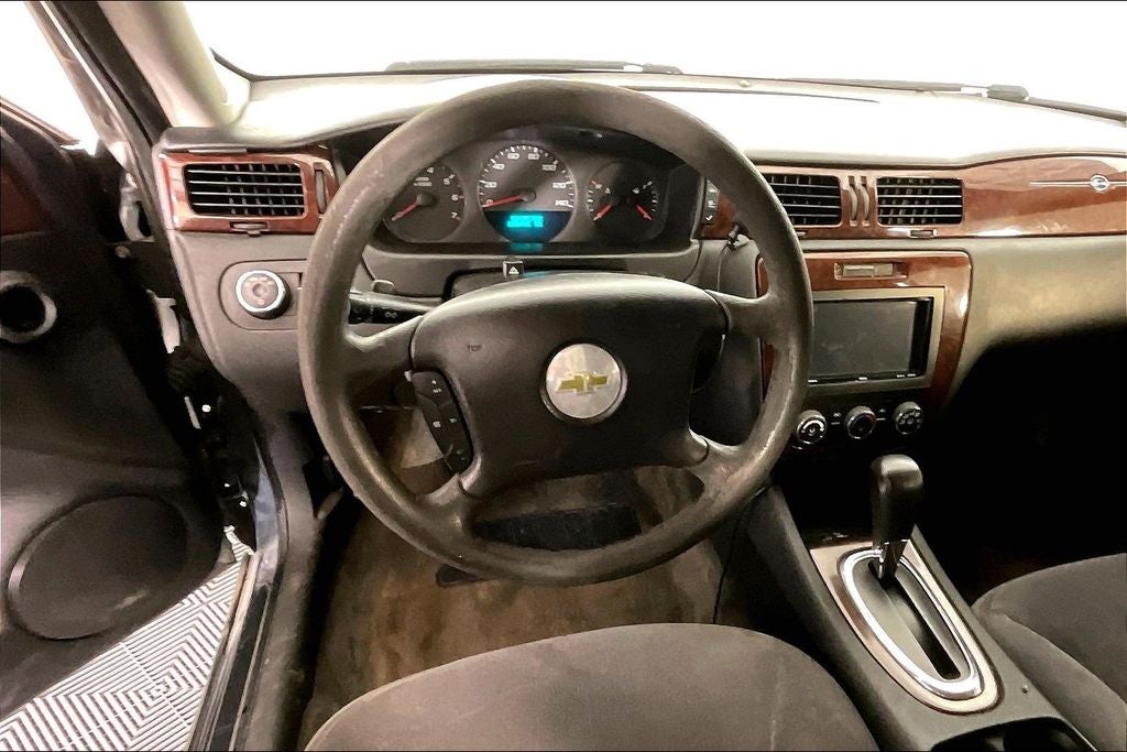 2011 Chevrolet Impala LS