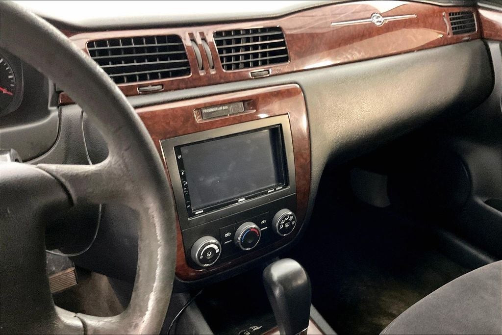 2011 Chevrolet Impala LS