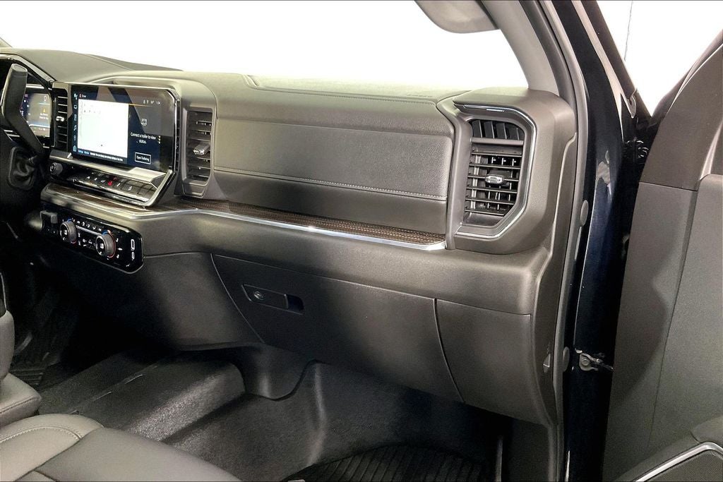 2024 Chevrolet Silverado 1500 LT LT1