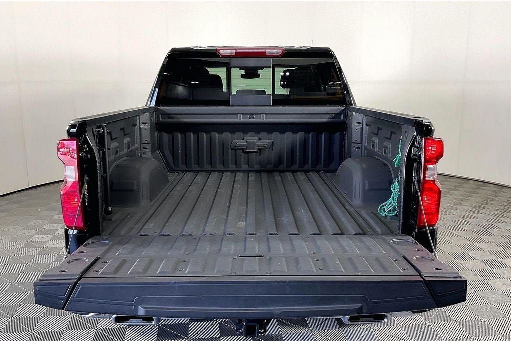 2024 Chevrolet Silverado 1500 LT LT1