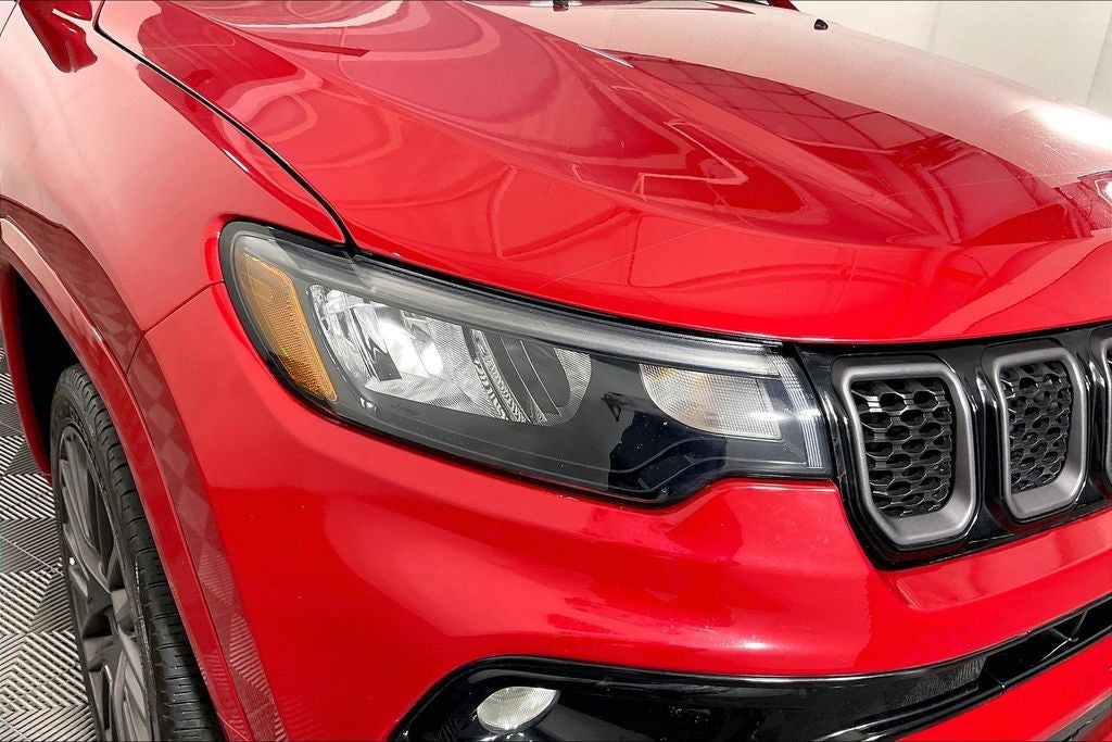2023 Jeep Compass (Red) Edition