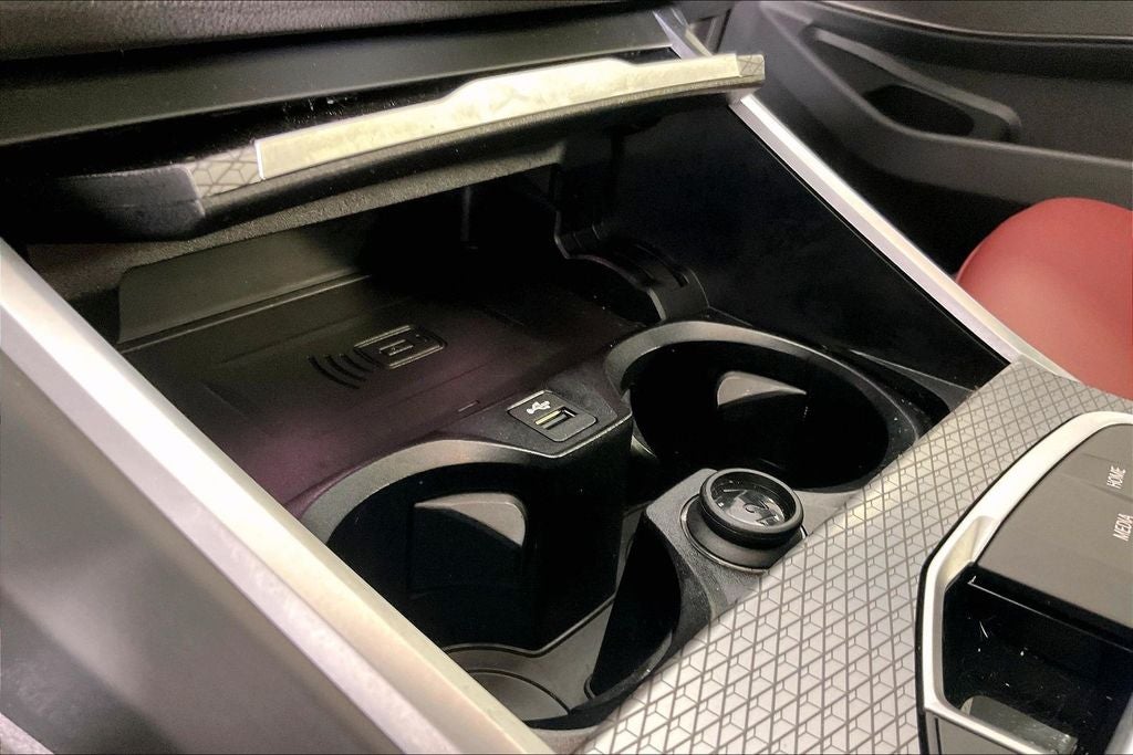 2023 BMW 3 Series 330i