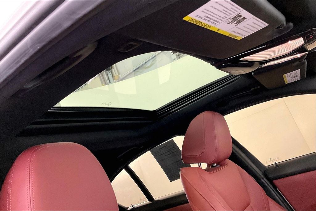 2025 BMW 3 Series 330i xDrive M Sport