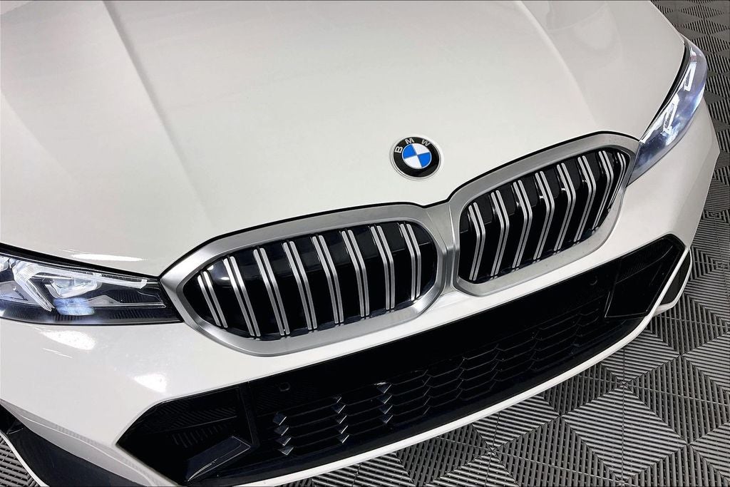 2025 BMW 3 Series 330i xDrive M Sport