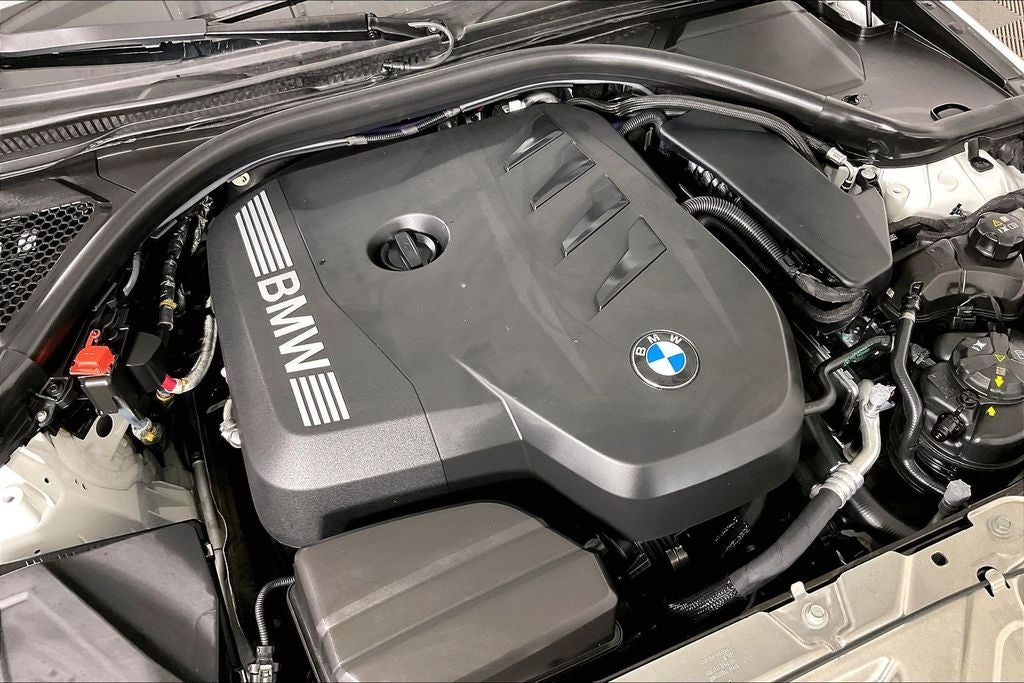 2025 BMW 3 Series 330i xDrive M Sport