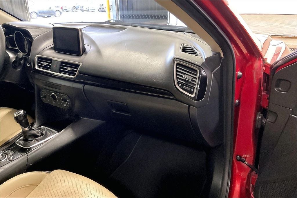 2015 Mazda Mazda3 i Sport