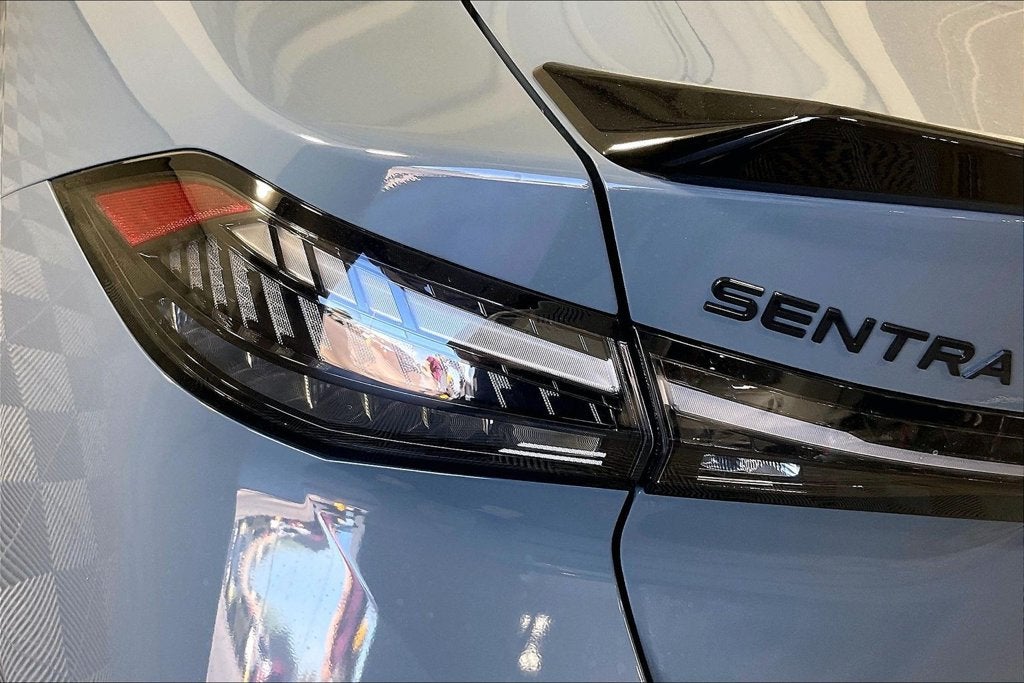 2027 Nissan Sentra SR Midnight Edition