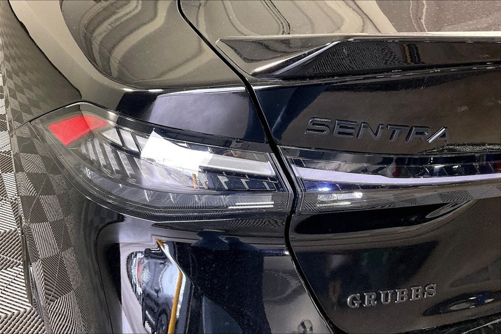 2027 Nissan Sentra SR Midnight Edition