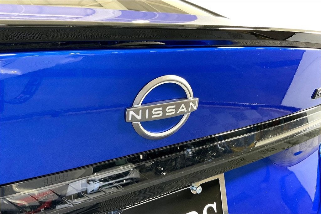 2027 Nissan Sentra SR Midnight Edition