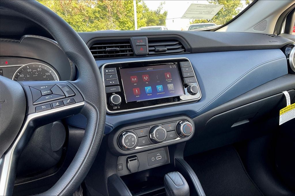 2025 Nissan Versa SV