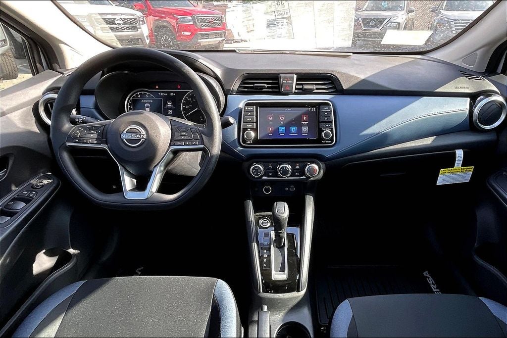 2025 Nissan Versa SV
