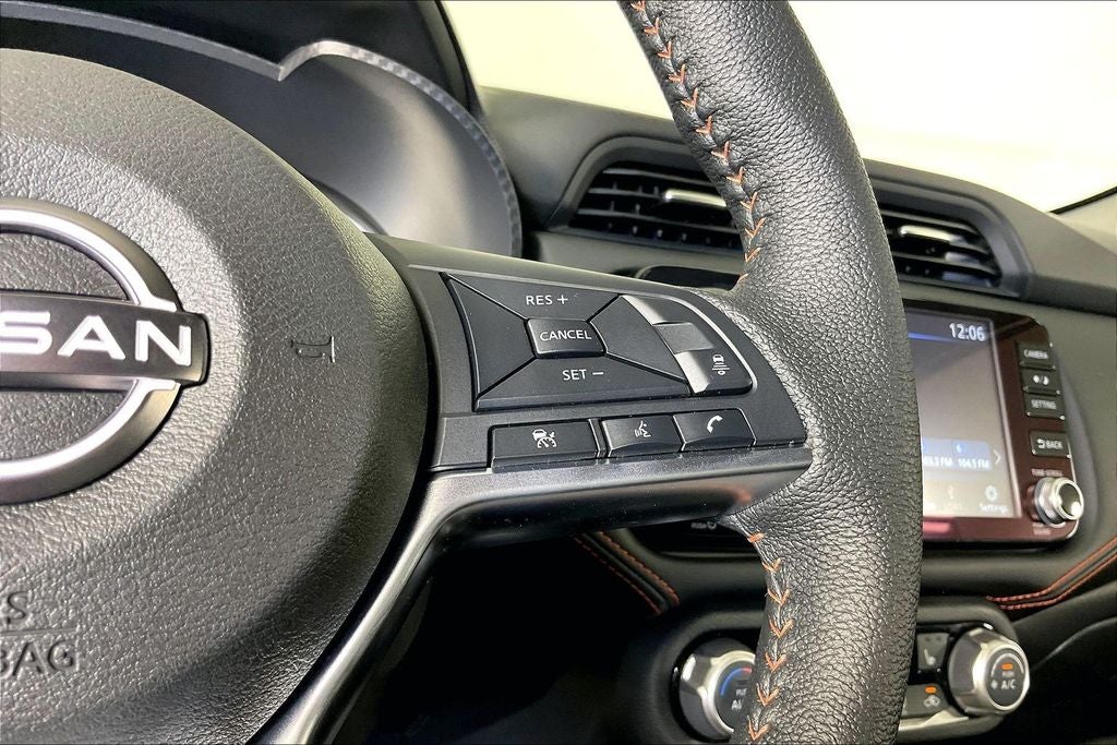2025 Nissan Versa SR