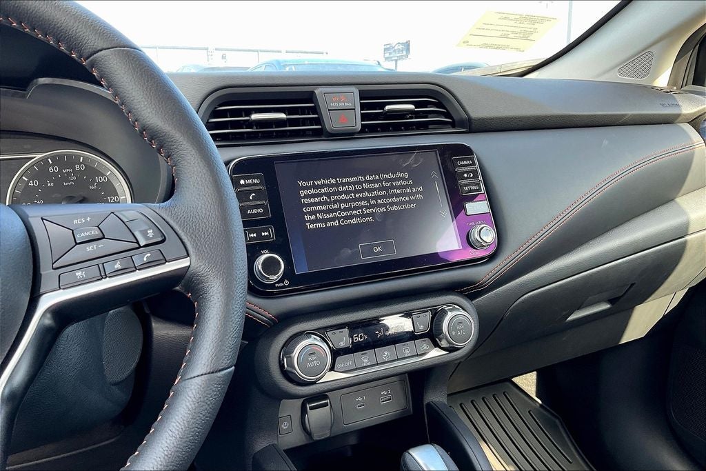 2025 Nissan Versa SR