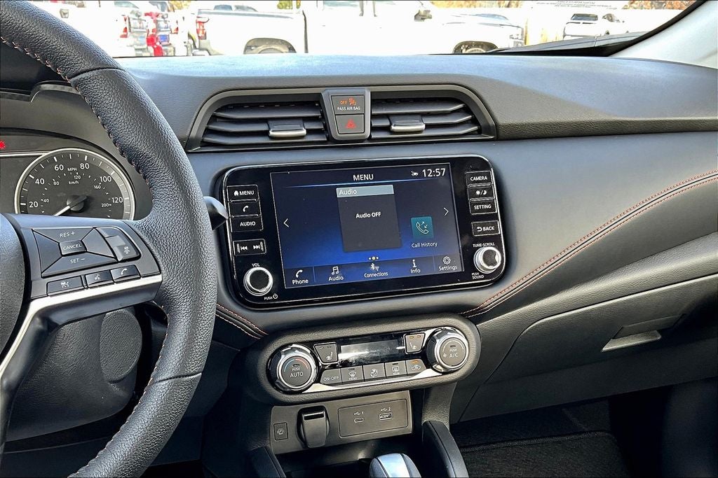 2025 Nissan Versa SR