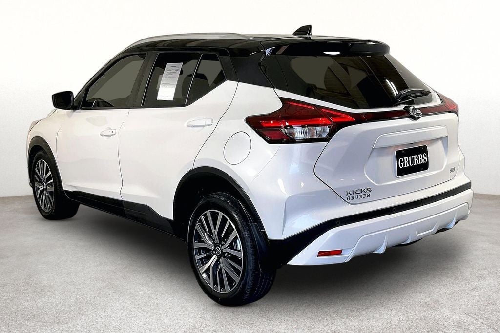 2021 Nissan Kicks SV