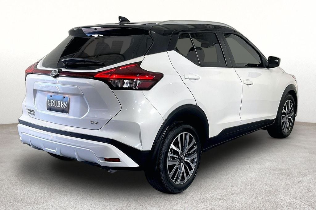 2021 Nissan Kicks SV