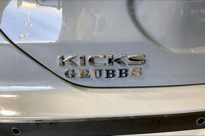 2023 Nissan Kicks SR